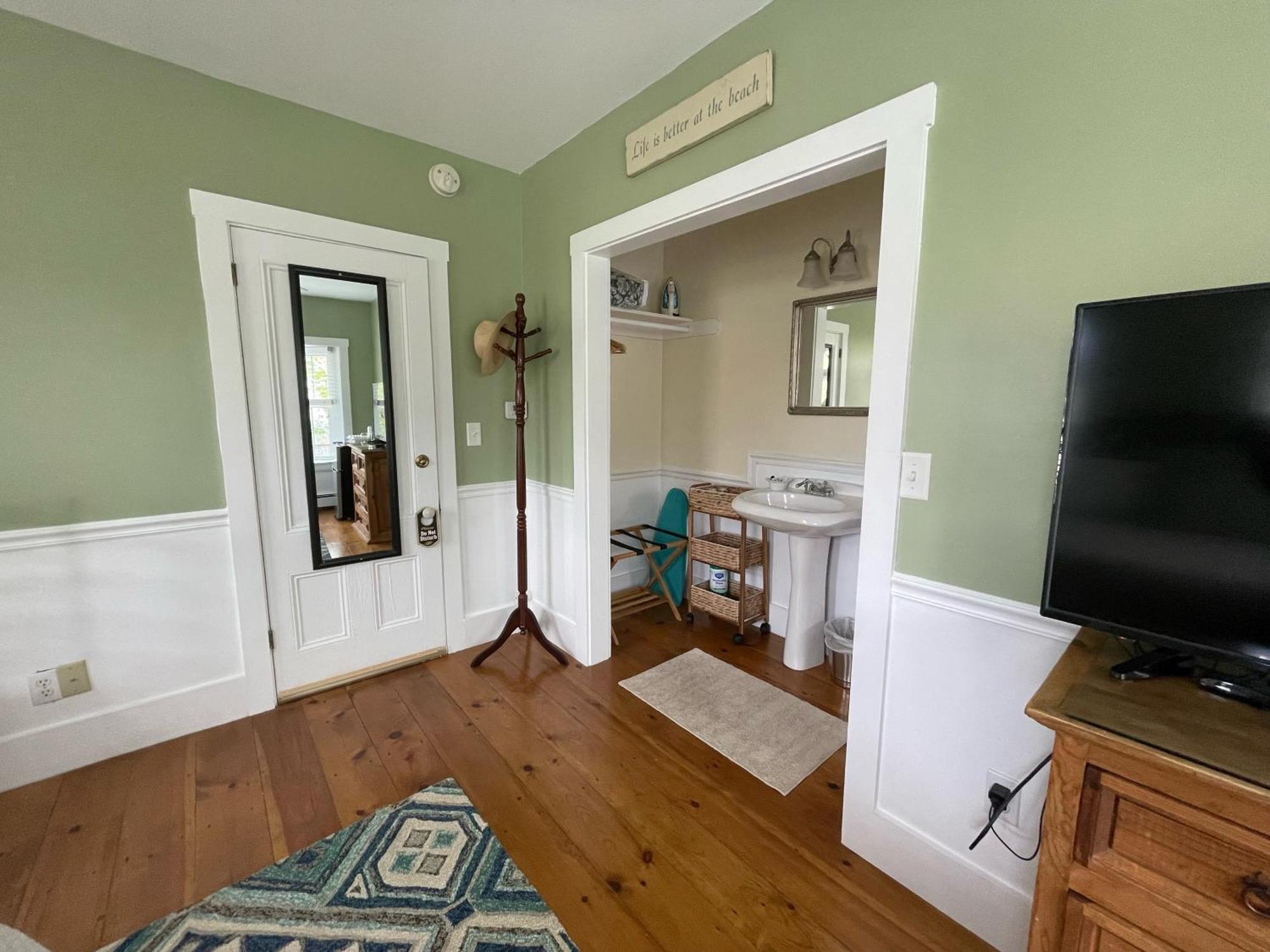 Bourne Bed And Breakfast โอกันควิท ภายนอก รูปภาพ